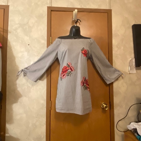 NWT Romeo & Juliet Couture Summer Dress - Picture 5 of 8